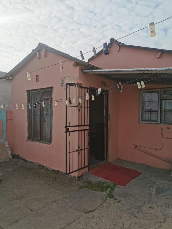 3 Bedroom Property for Sale in Nonqubela Western Cape